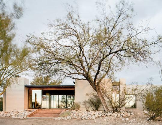 5 Desert Homes to Spend the Rest Of Winter In